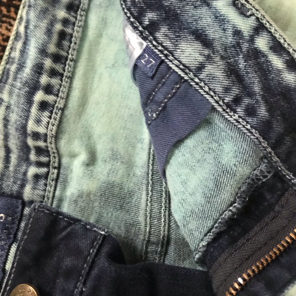 GUESS Jeans - Picture 3 of 3